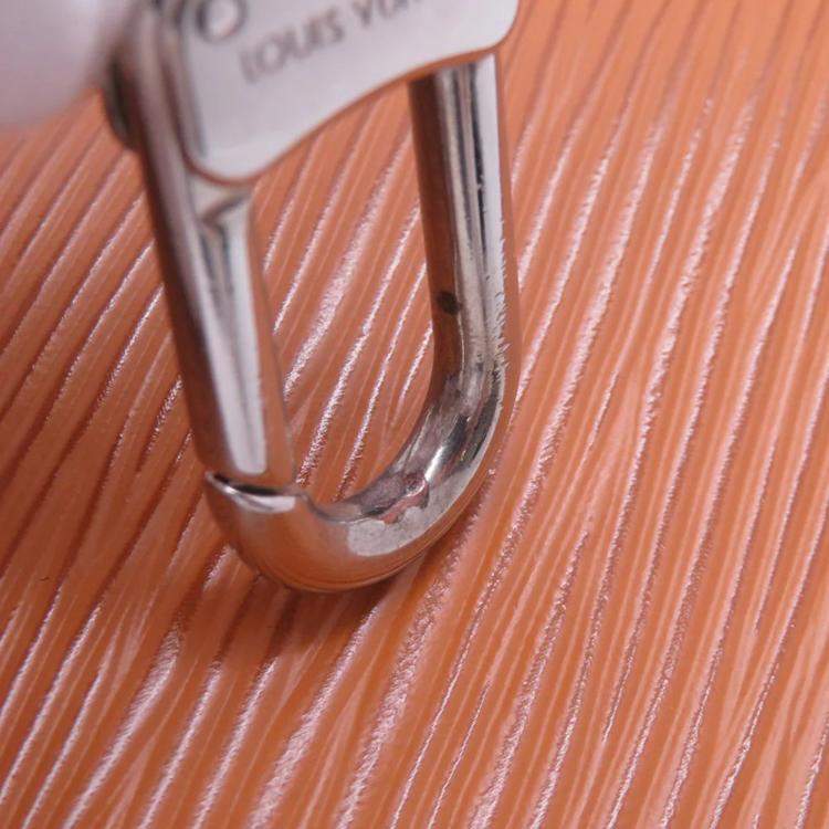 مملوكة مسبقًا Louis Vuitton Busy Nm Gold Epi Leather