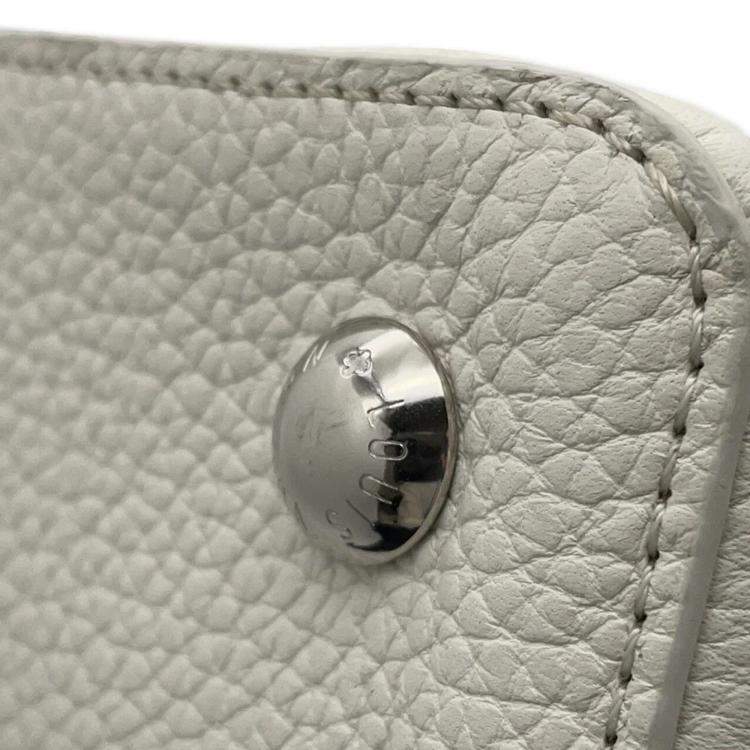 Pre Owned Louis Vuitton capucines White Taurillon Size Mm