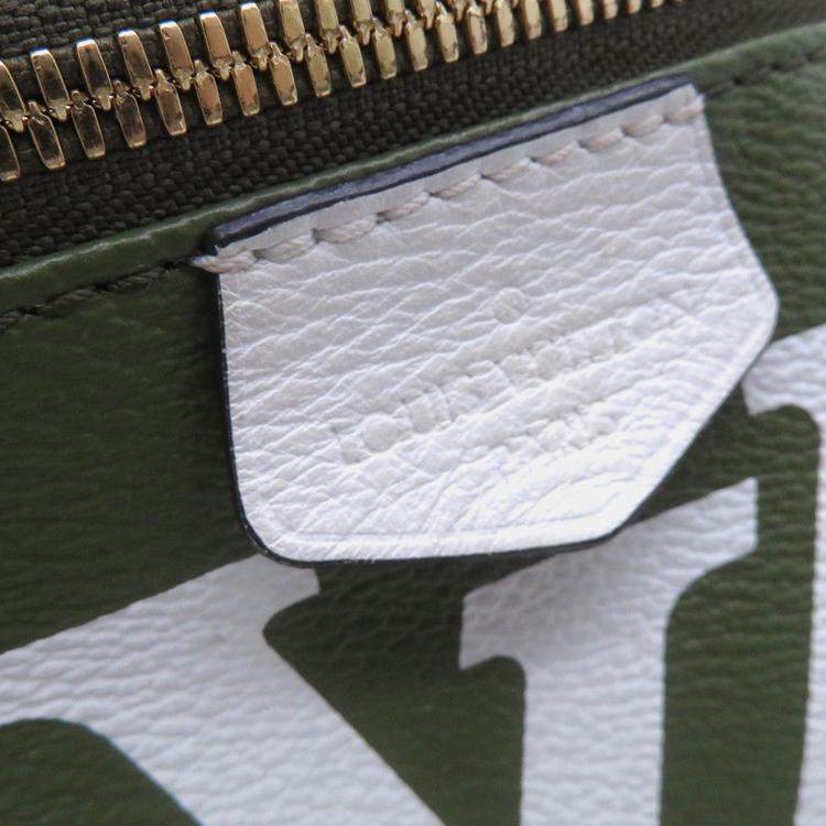 Pre Owned Louis Vuitton Bumbag Khaki/White/Beige Monogram Monogram Giant