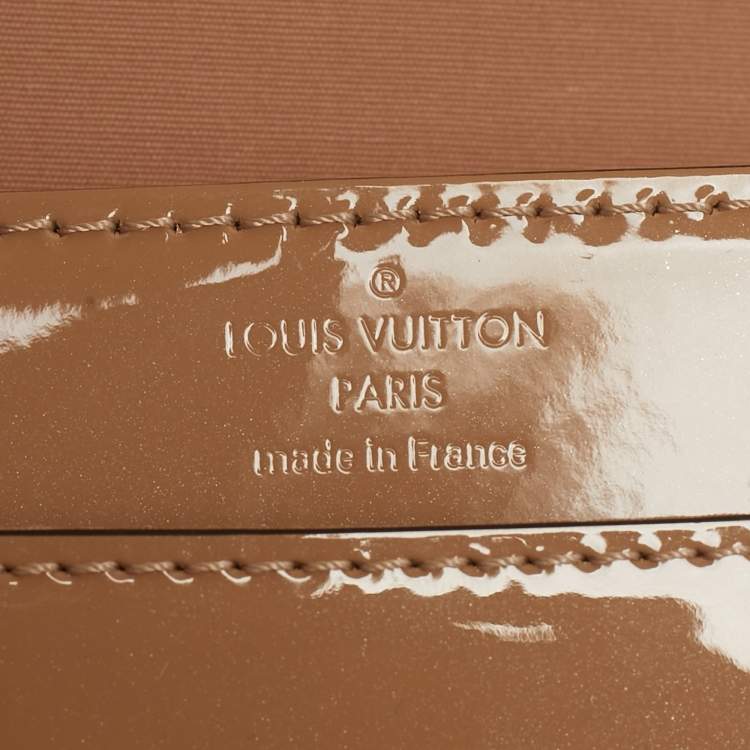 Pre Owned Louis Vuitton Louise Beige Patent Leather Clutch