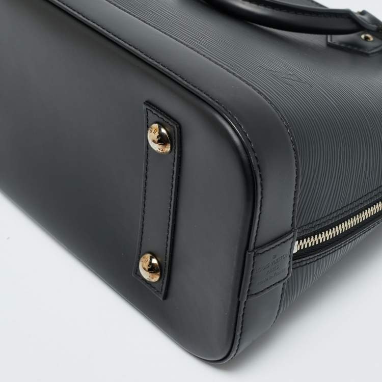 Pre Owned Louis Vuitton Alma PM Black Epi Leather Bag