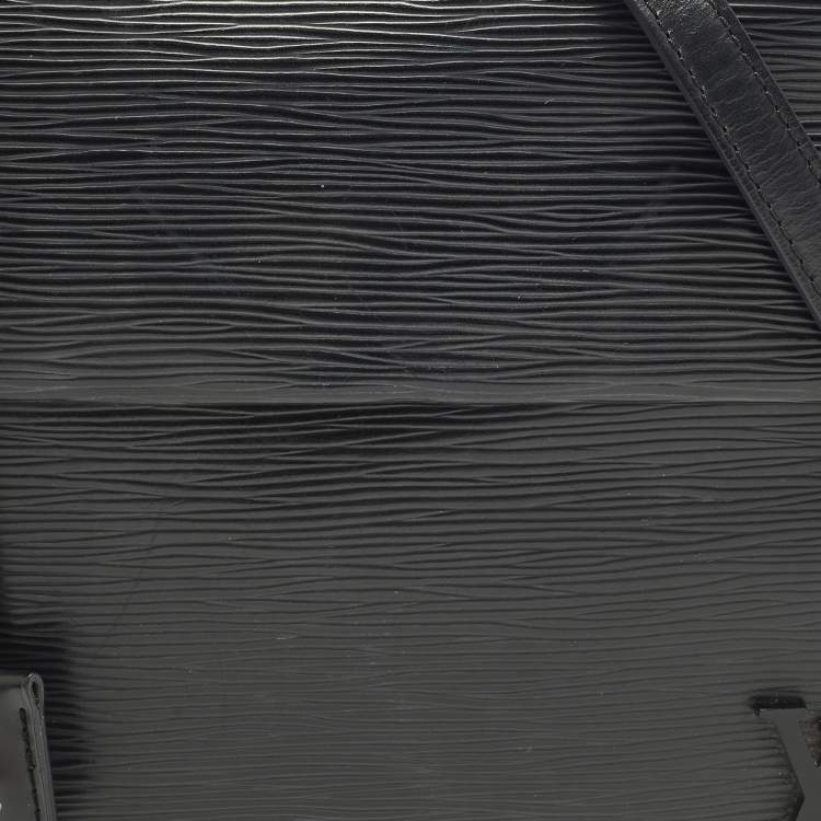 Pre Owned Louis Vuitton Cluny BB Black Epi Leather Bag