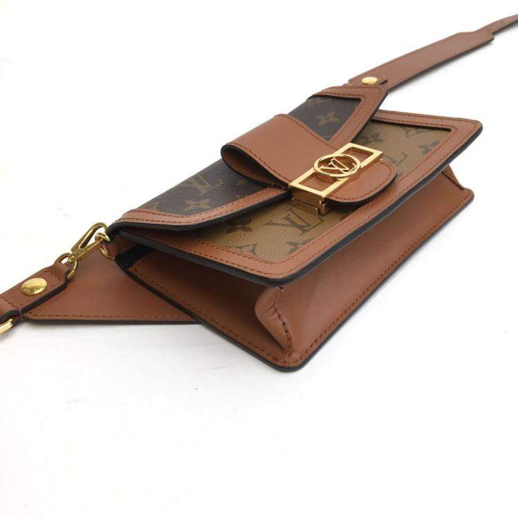مملوكة مسبقًا Louis Vuitton Dauphine Belt Bag