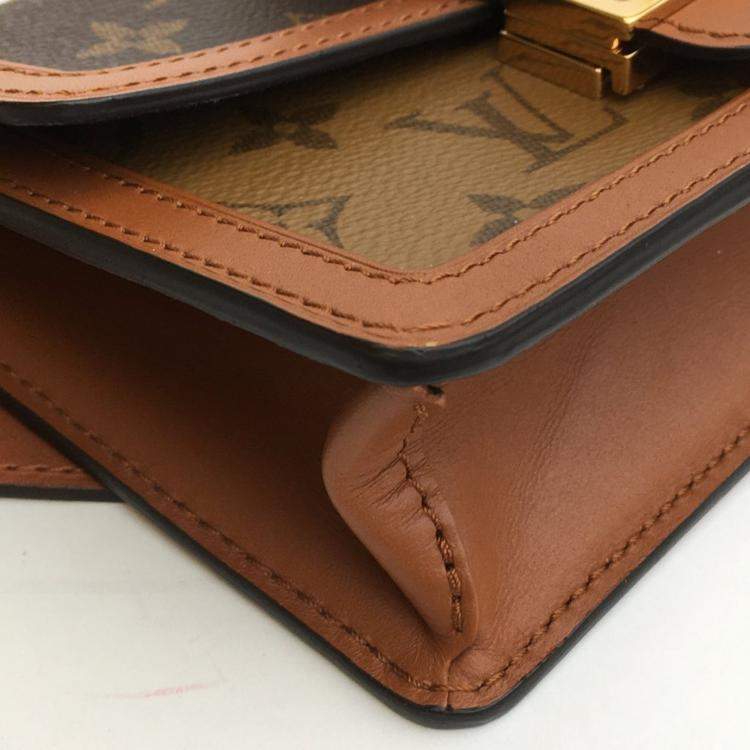 مملوكة مسبقًا Louis Vuitton Dauphine Belt Bag