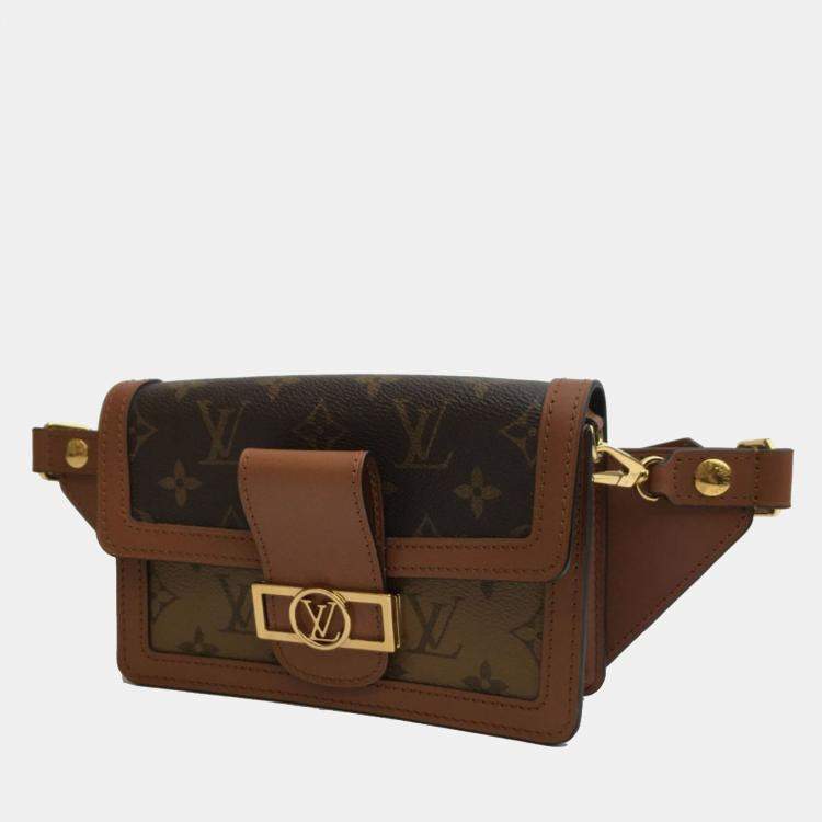 مملوكة مسبقًا Louis Vuitton Dauphine Belt Bag