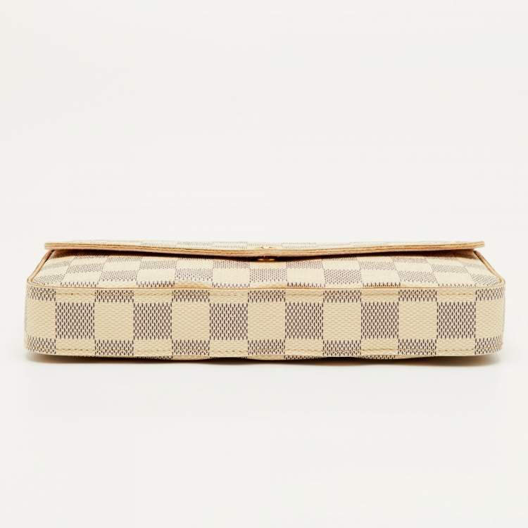 مملوكة مسبقًا Louis Vuitton Pochette Félicie Damier Azur Canvas Bag