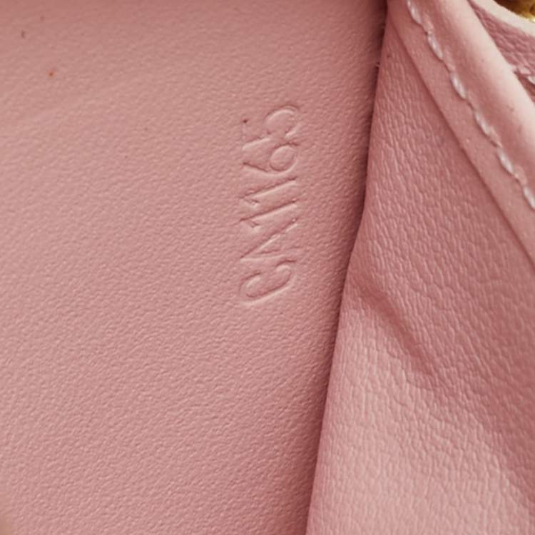 Pre Owned Louis Vuitton Rose Angelique Monogram Vernis Zippy Wallet