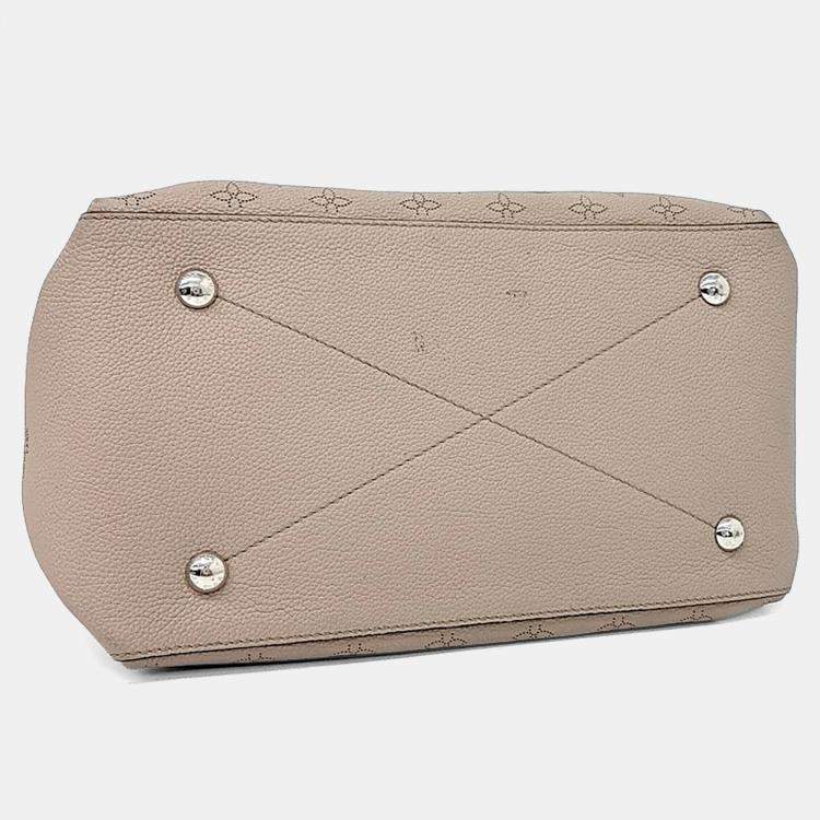 Pre Owned Louis Vuitton Beige Leather Mahina Beaubourg Hobo MM