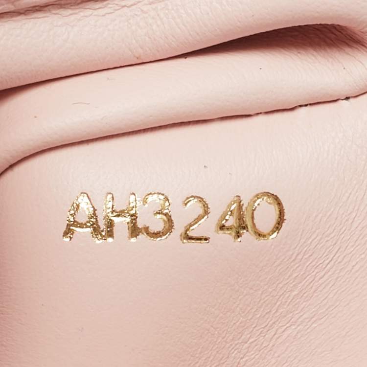 Pre Owned Louis Vuitton Capucines Mini Pink Taurillon Leather Top Handle Bag