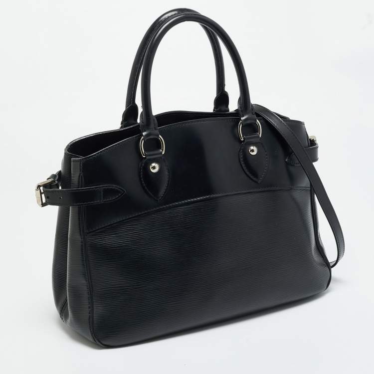 Pre Owned Louis Vuitton Passy PM Black Epi Leather Bag