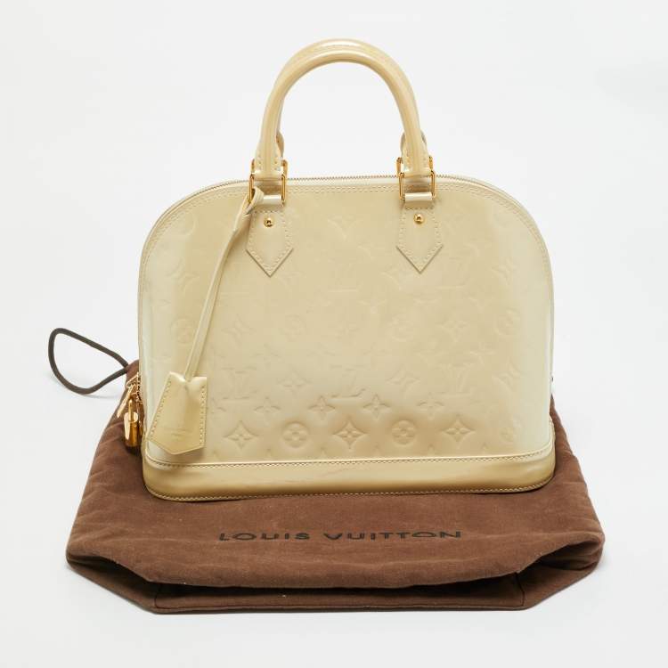 مملوكة مسبقًا Louis Vuitton Alma PM Blanc Corail Monogram Vernis Bag
