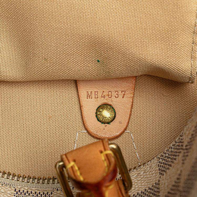 مملوكة مسبقًا Louis Vuitton White Damier Azur Speedy 25