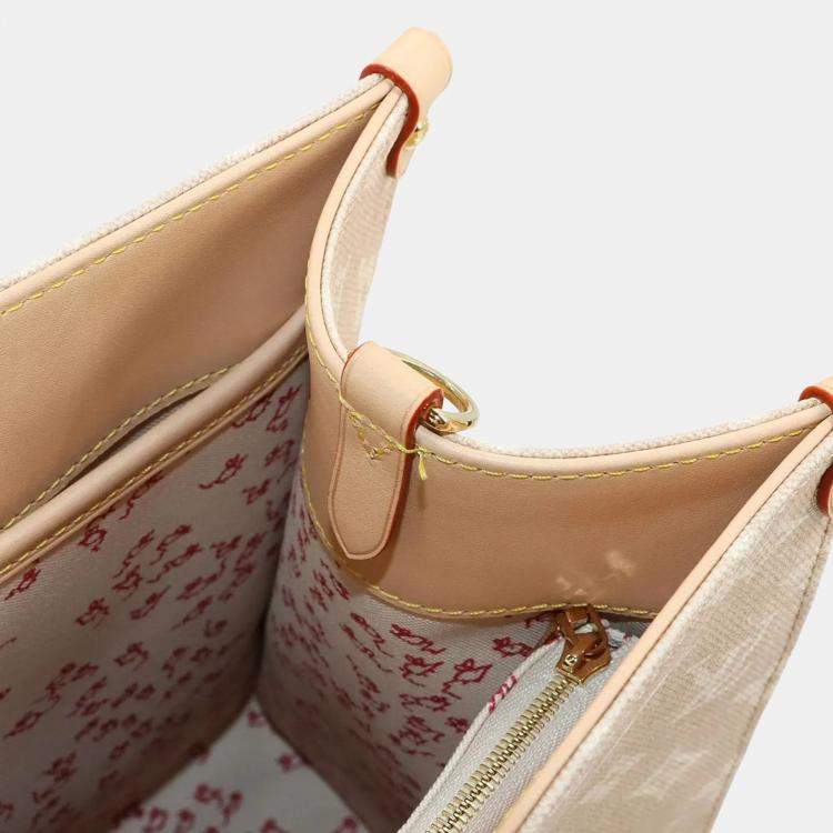 Pre Owned Louis Vuitton On The Go Beige Monogram Canvas Tote Bag