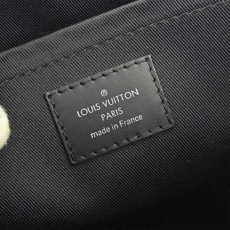 مملوكة مسبقًا Louis Vuitton Pochette Discovery Black Grey Monogram Canvas Clutch Bag