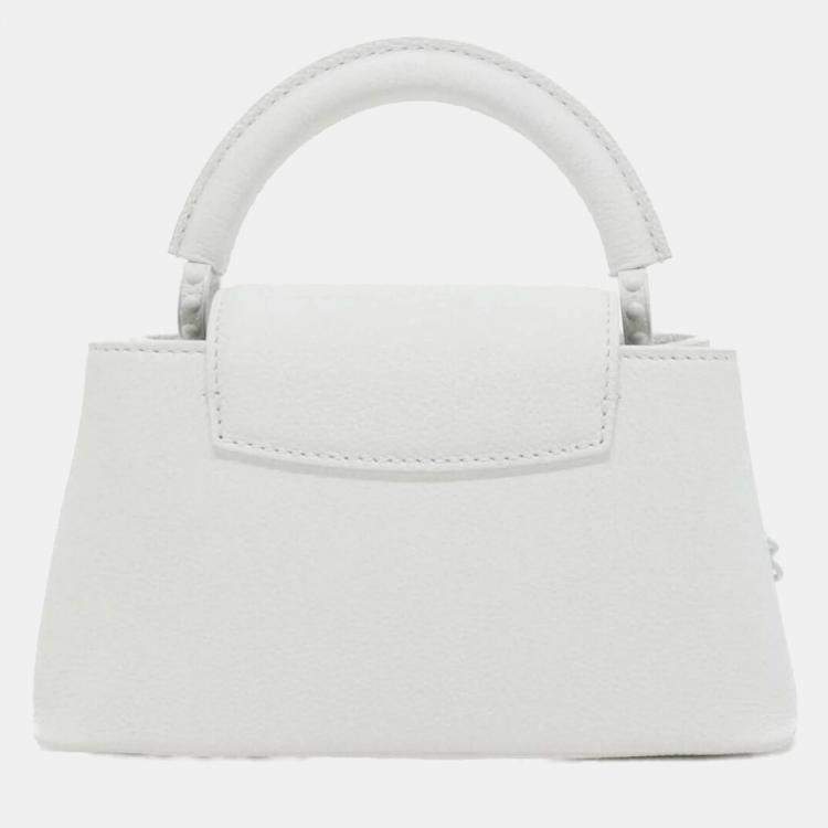 مملوكة مسبقًا Louis Vuitton Capucines Ew Mini Handbag