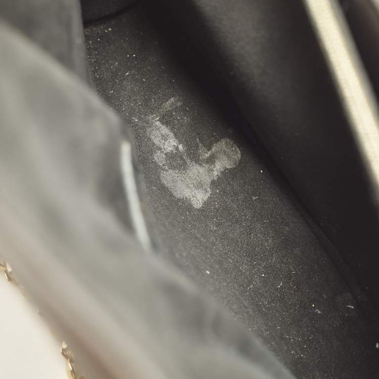 مملوكة مسبقًا Louis Vuitton Victoire Black Monogram Canvas Bag