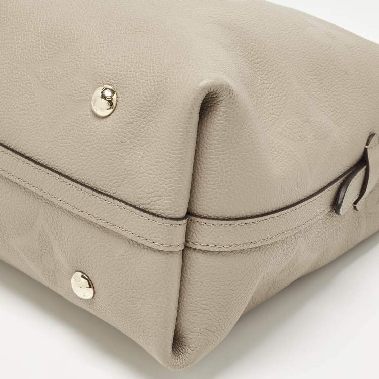 مملوكة مسبقًا Louis Vuitton CarryAll MM Tourterelle Monogram Giant Empreinte Leather Hobo