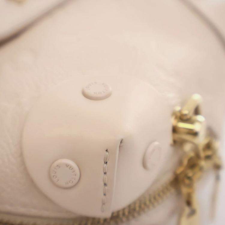مملوكة مسبقًا Louis Vuitton White Monogram Empreinte Petite Malle Souple