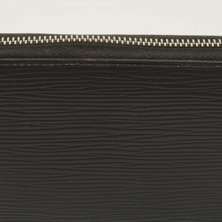 مملوكة مسبقًا Louis Vuitton Zippy Black Epi Leather Wallet
