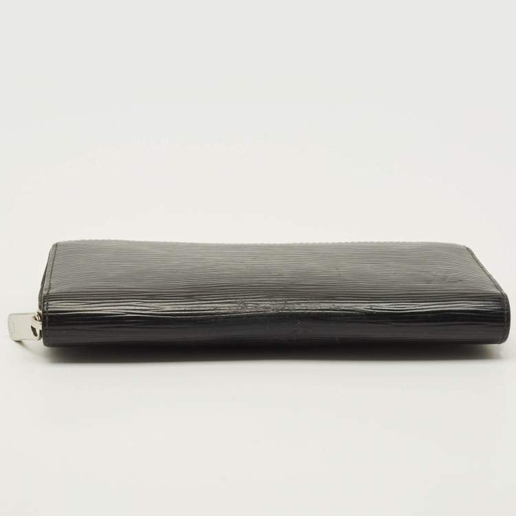 مملوكة مسبقًا Louis Vuitton Zippy Black Epi Leather Wallet