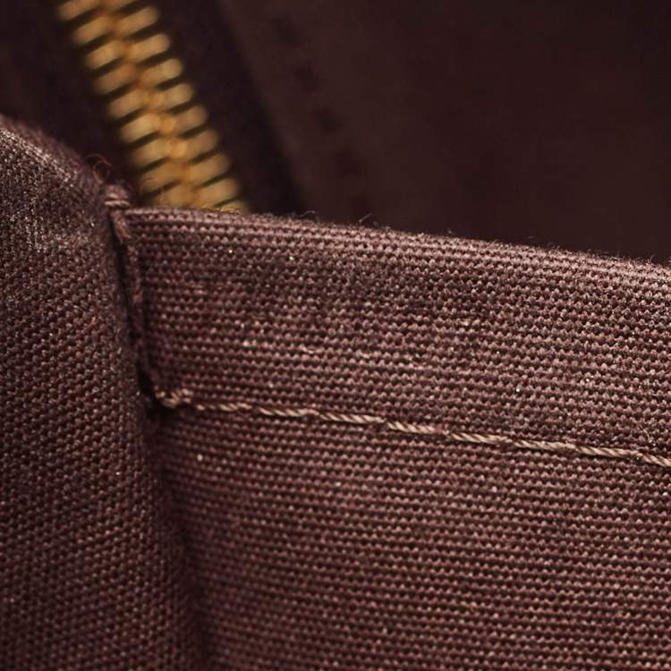 مملوكة مسبقًا Louis Vuitton Summit Drive Amarante Monogram Vernis Bag