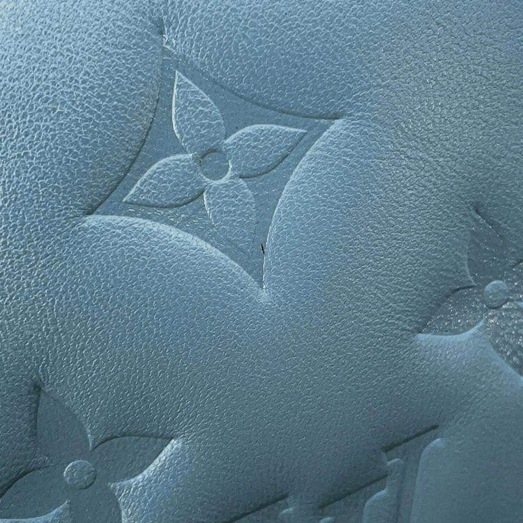 مملوكة مسبقًا Louis Vuitton Coussin Pm Shoulder Bag Monogram Embossed Lamb Leather