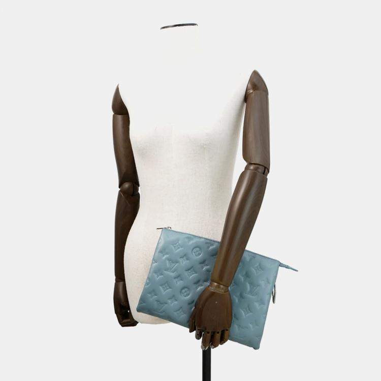 مملوكة مسبقًا Louis Vuitton Coussin Pm Shoulder Bag Monogram Embossed Lamb Leather