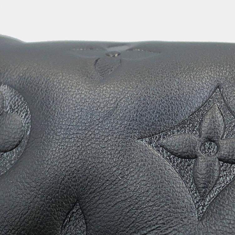 مملوكة مسبقًا Louis Vuitton Chain Shoulder Bag Monogram Lambskin Pochette Coussin Black