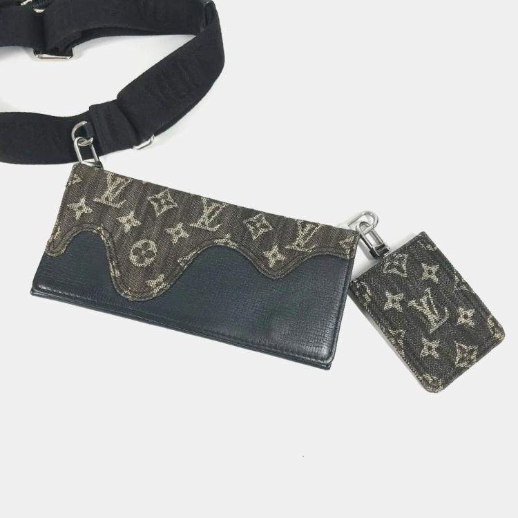 مملوكة مسبقًا Louis Vuitton Squared Collection Trio Pouch Crossbody Flap Monogram Denim And Taurillon Leather Black