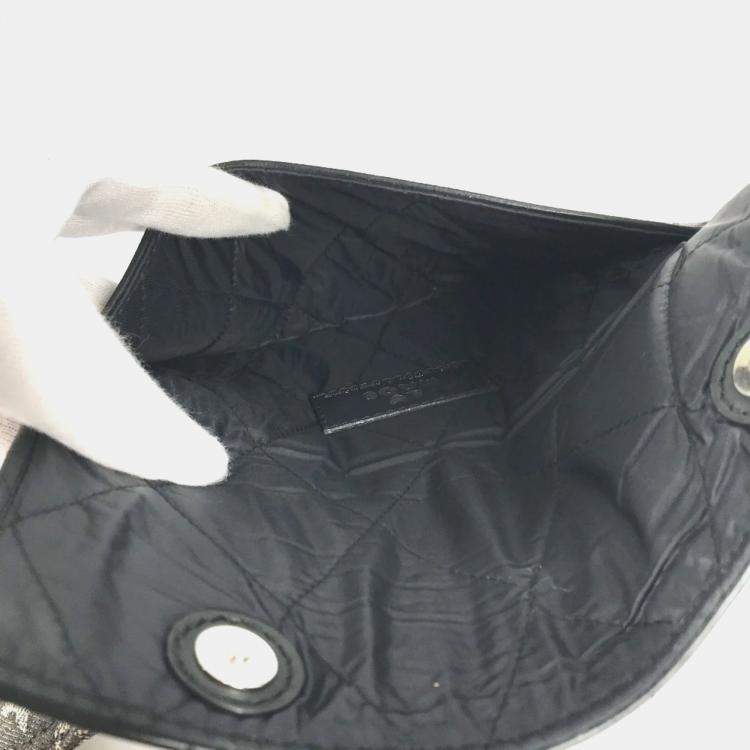 مملوكة مسبقًا Louis Vuitton Squared Collection Trio Pouch Crossbody Flap Monogram Denim And Taurillon Leather Black