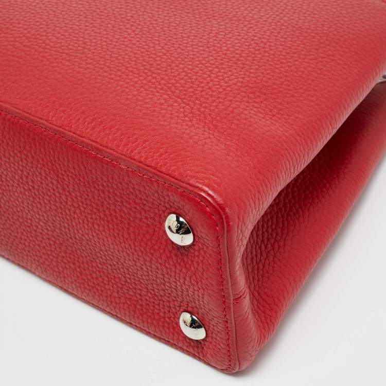 مملوكة مسبقًا Louis Vuitton Capucines PM Rubis Taurillon Leather Top Handle Bag