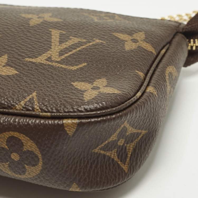 Pre Owned Louis Vuitton Mini Monogram Canvas Pochette Accessoires Bag