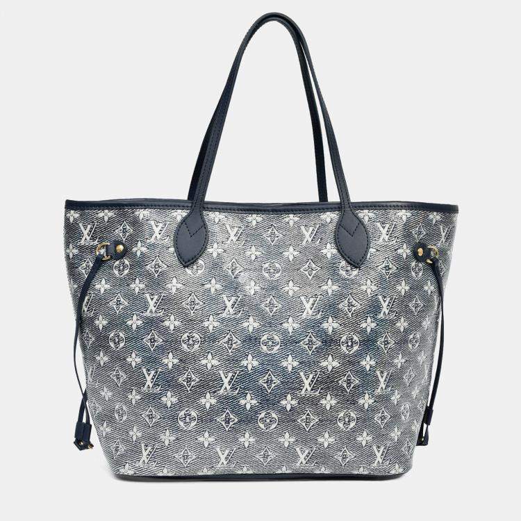 مملوكة مسبقًا Louis Vuitton Iridescent Blue Monogram MM Neverfull