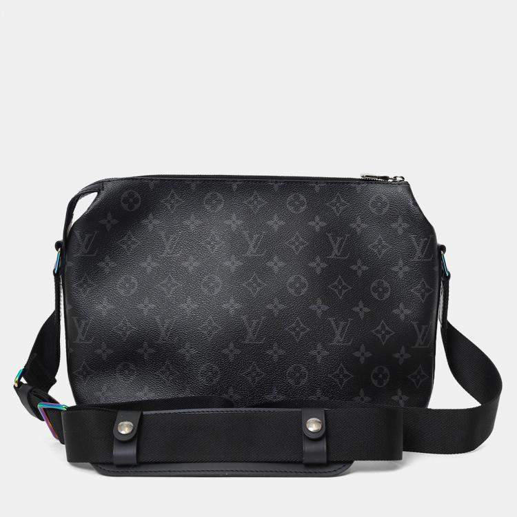 Pre Owned Louis Vuitton x Fragment Monogram Eclipse Apollo Messenger Bag