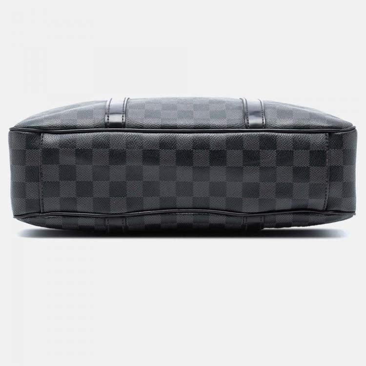 مملوكة مسبقًا Louis Vuitton Black Damier Graphite Tadao PM