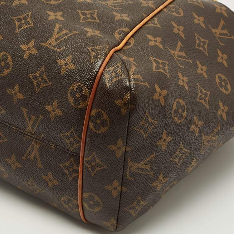 Pre Owned Louis Vuitton Totally MM Monogram Canvas Bag