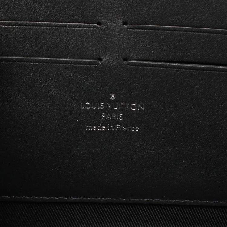 مملوكة مسبقًا Louis Vuitton Soft Trunk Wallet Shoulder Bag In Monogram Taurillon Leather  Black