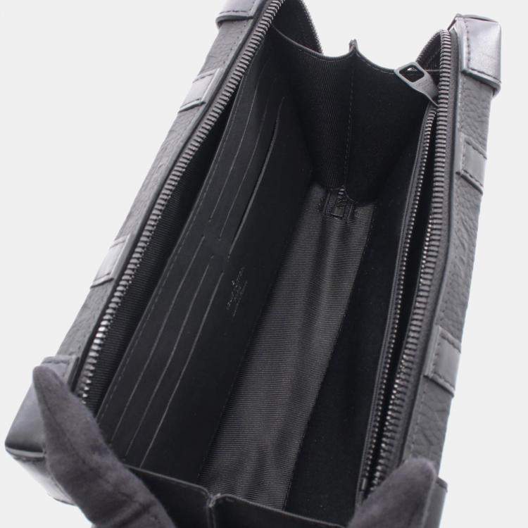 مملوكة مسبقًا Louis Vuitton Soft Trunk Wallet Shoulder Bag In Monogram Taurillon Leather  Black