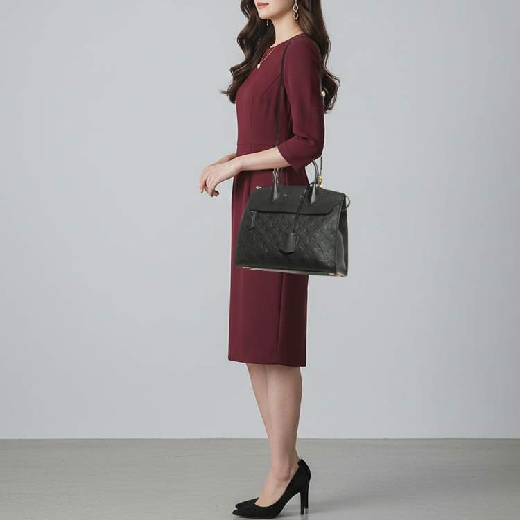 Pre Owned Louis Vuitton Pont Neuf MM Black Monogram Empreinte Leather Bag