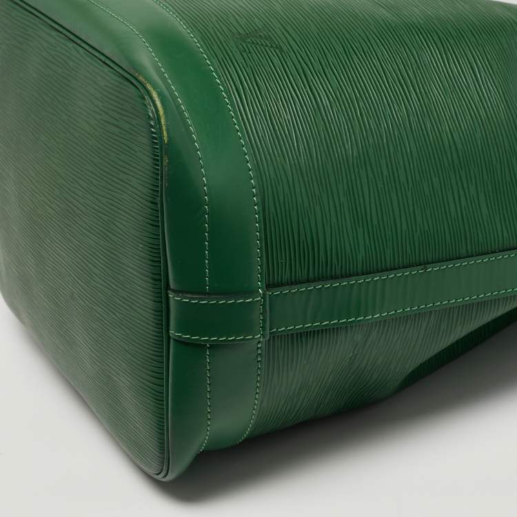 Pre Owned Louis Vuitton Noe Borneo Green Epi Leather Bag