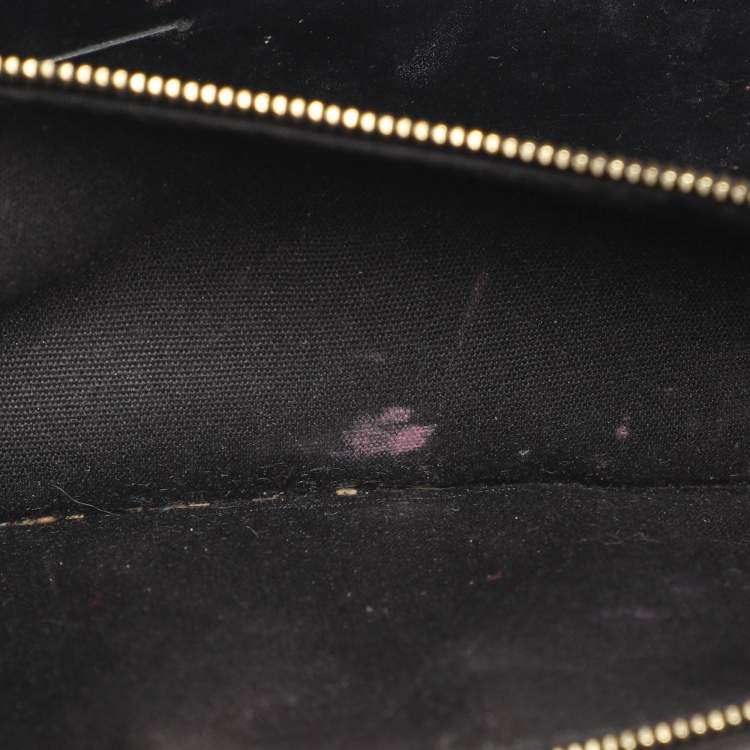 Pre Owned Louis Vuitton Louise Black Vernis Clutch