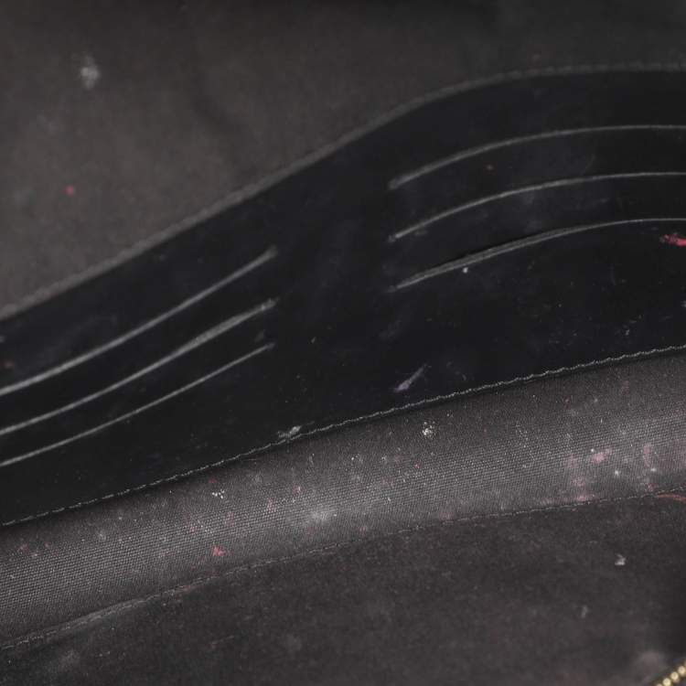 Pre Owned Louis Vuitton Louise Black Vernis Clutch