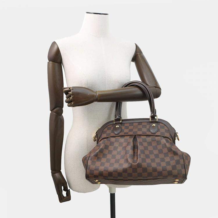 مملوكة مسبقًا Louis Vuitton Trevi Red Damier Ebene Canvas Size PM