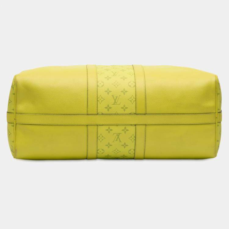 مملوكة مسبقًا Louis Vuitton Yellow Taigarama Keepall Bandouliere 50