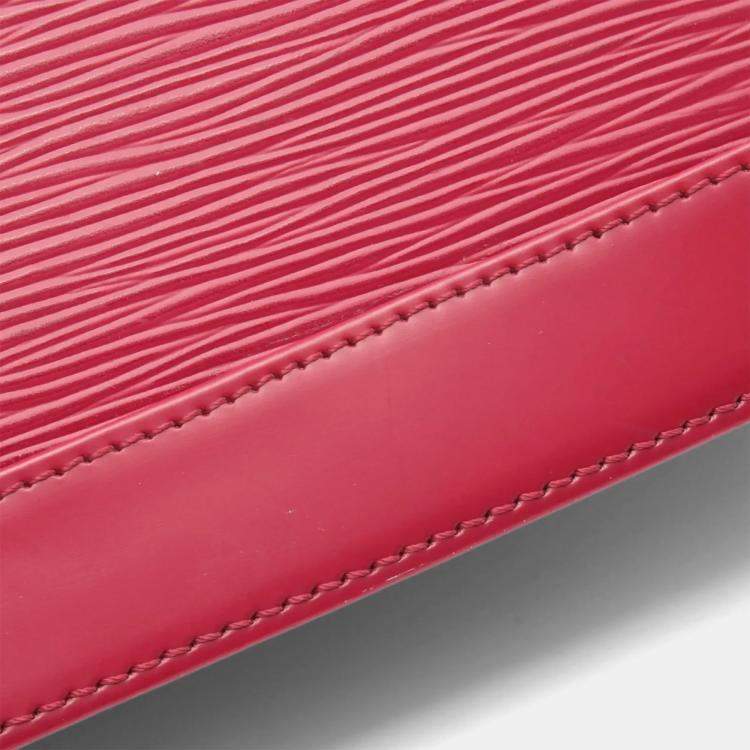 مملوكة مسبقًا Louis Vuitton Alma PM Fuschia Epi Leather Shoulder Bag