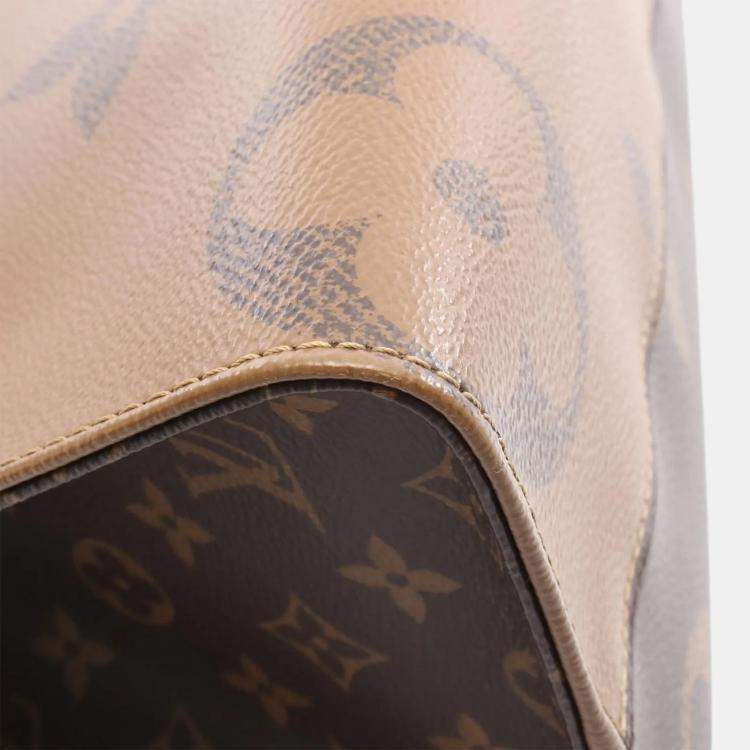 Pre Owned Louis Vuitton  Canvas Medium Onthego Totes Bag