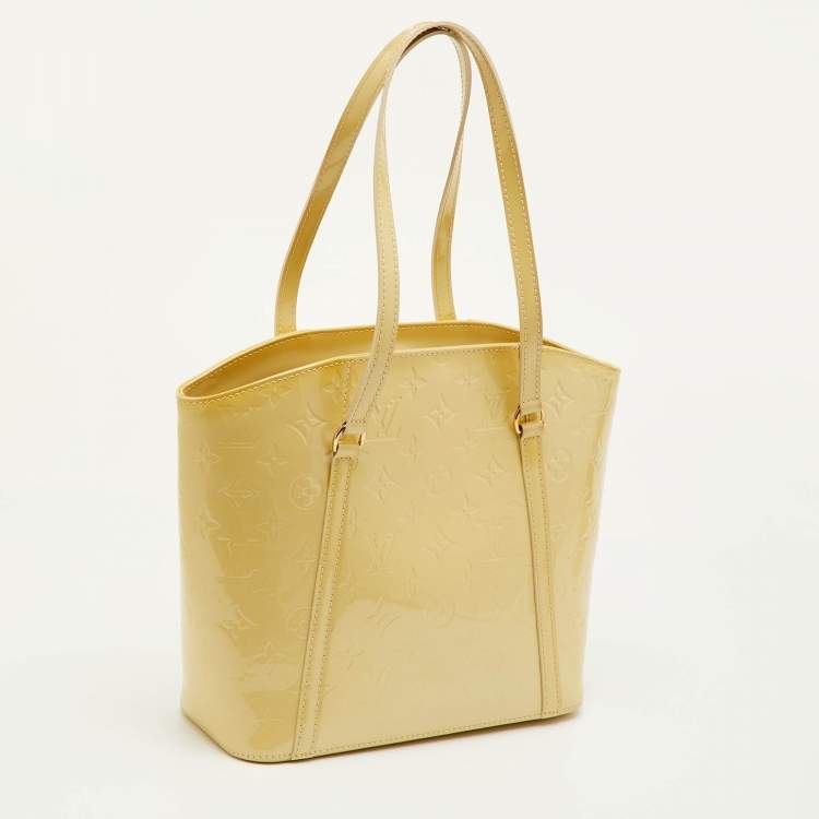 Pre Owned Louis Vuitton Avalon MM Blanc Corail Monogram Vernis Leather Bag