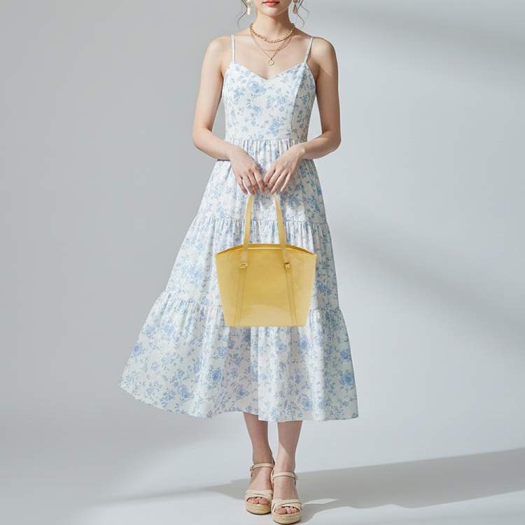 Pre Owned Louis Vuitton Avalon MM Blanc Corail Monogram Vernis Leather Bag