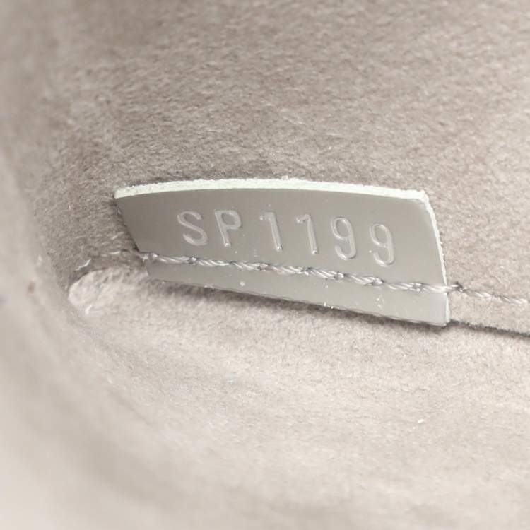 Pre Owned Louis Vuitton Kirigami Black Epi Leather Pochette