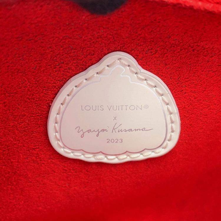 Pre Owned Louis Vuitton LV x YK 2023 Cluny White/Red Epi Leather Infinity Dot Size Mini